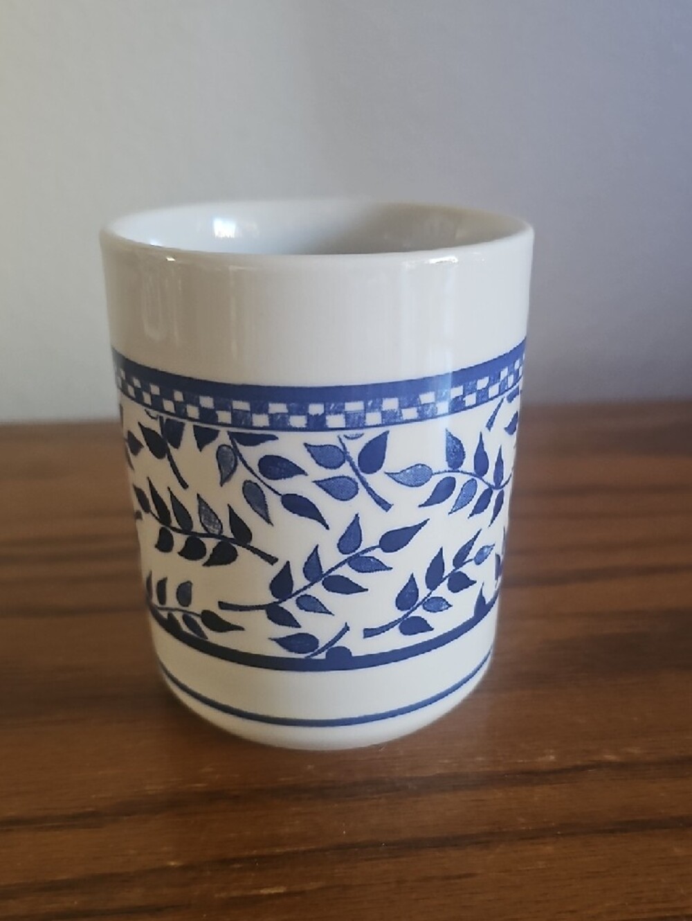 Made In Britain Ceramic Blue Leaf Pattern Coffee Mug Tote 4 - Picture 5 of 7